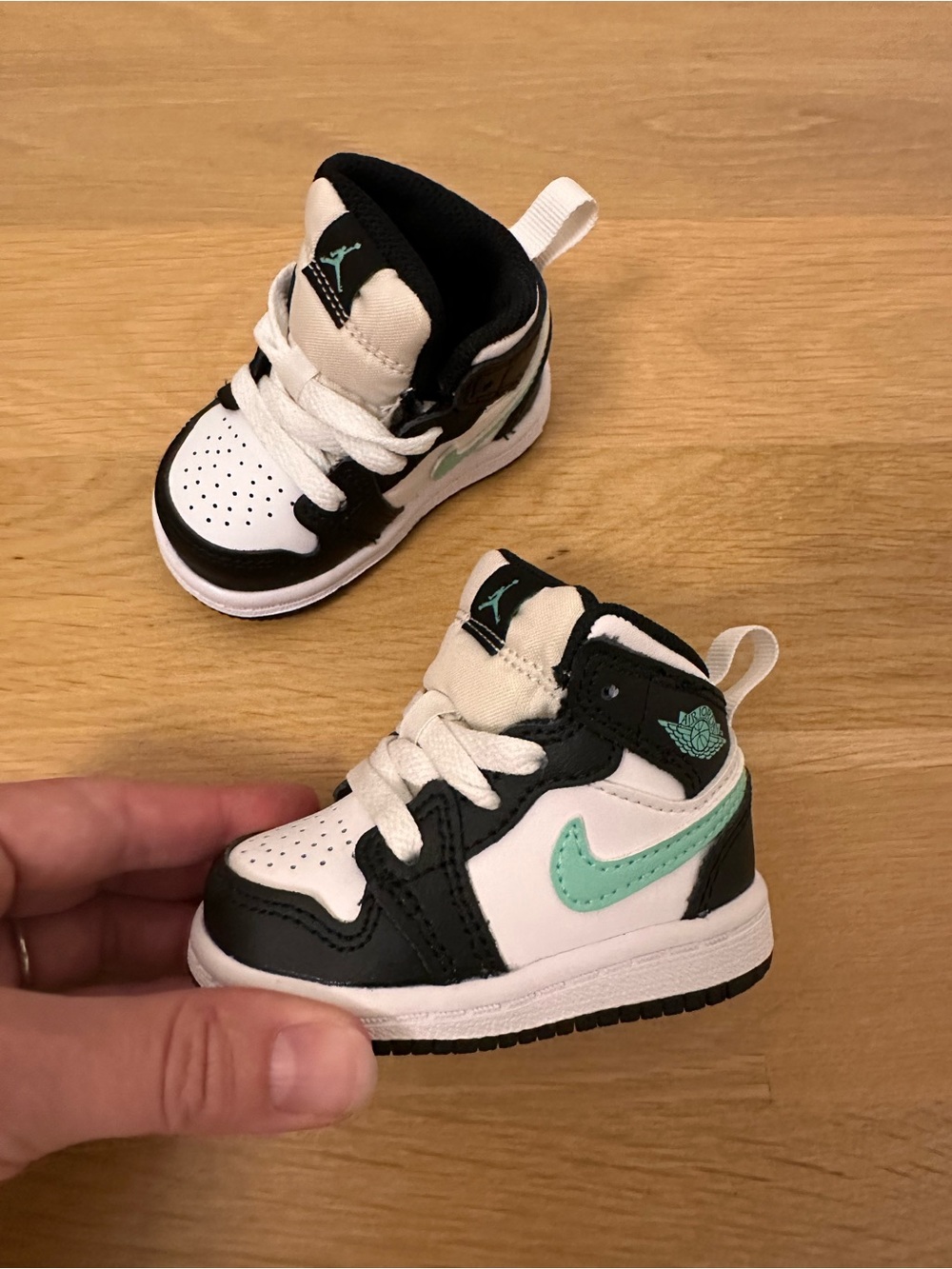 Nike Kids High-Top Sneakers in White, Black & Teal
